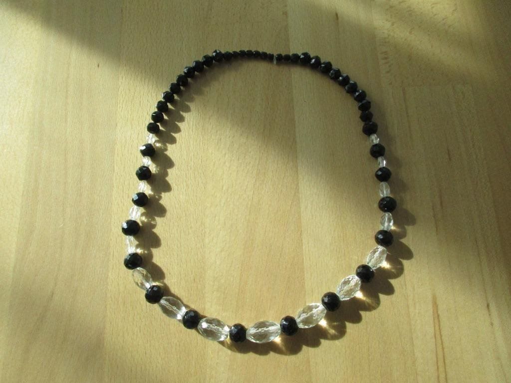 Catenine: alte Halskette mit Glasperlen – Usato da Galgenen venduto da Marc98