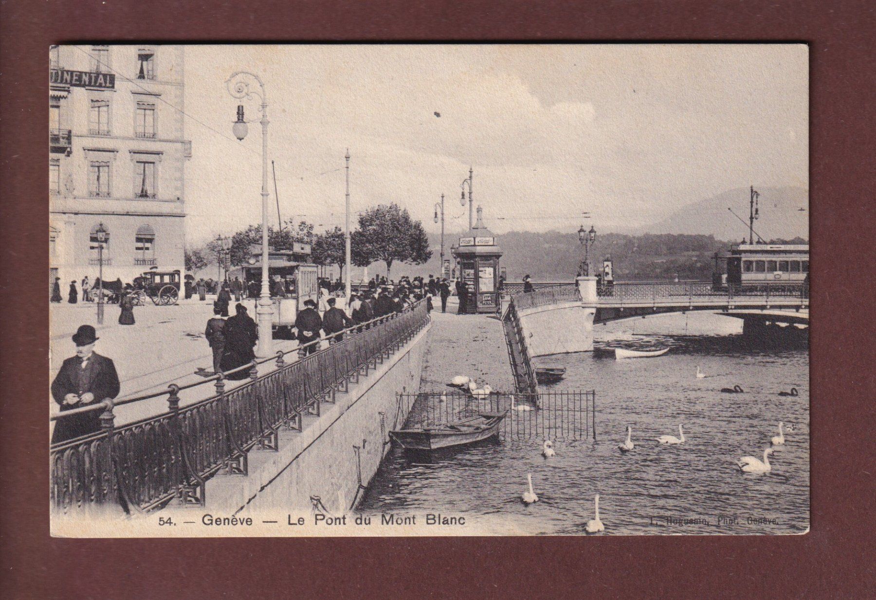 Cartoline postali: GENEVE - Pont du Mont-Blanc - Tram – Usato da Pully venduto da nicecards