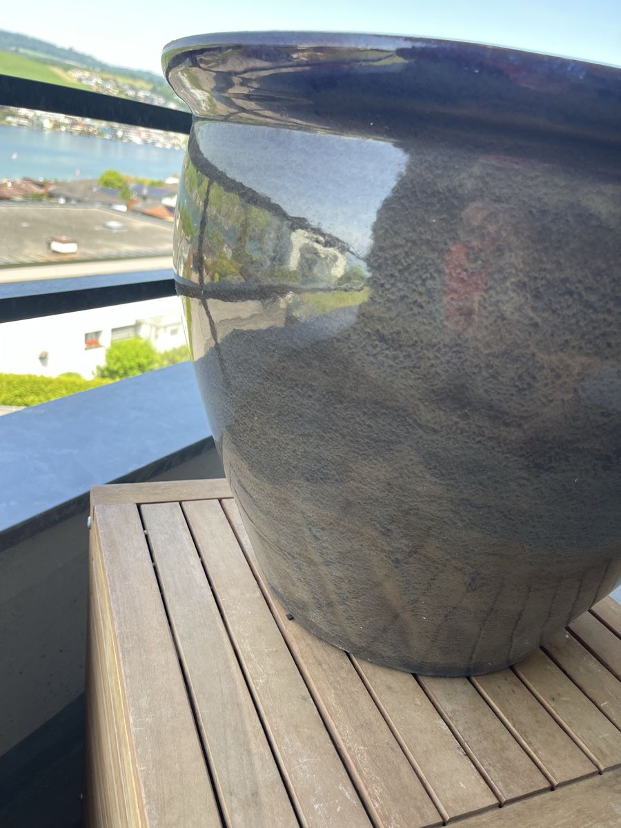 Vasi per fiori: Schöner grosser Pflanzentopf – Usato da Küssnacht am Rigi venduto da TheMarket55 2