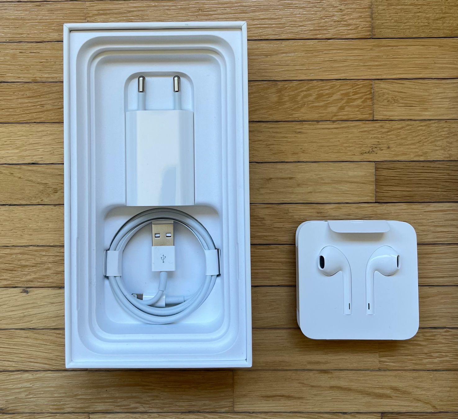 Apple Telefoni cellulari / Smartphones: iPhone 11 64 GB schwarz – Usato da Rüti ZH venduto da Mazsola777 2