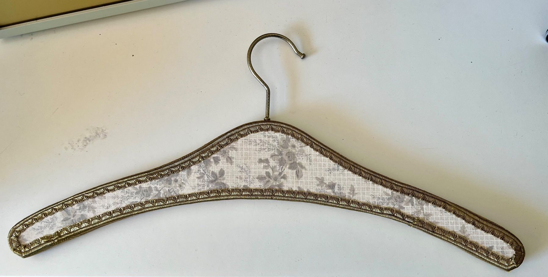 Appendiabiti: Vintage-Kleiderbügel – Usato da Aesch BL venduto da Sam-3