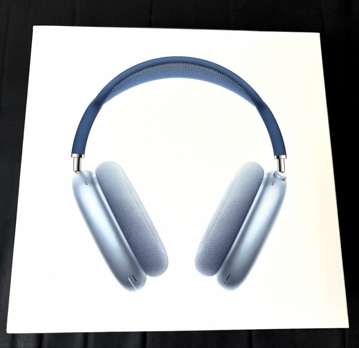 Apple Cuffie: Apple AirPods Max Kopfhoerer Silver/Blue mit Case – Nuovo (secondo la descrizione) da Frenkendorf venduto da Witwicky