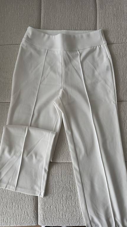 Pantaloni: Stoffhose weiss – Usato da Waltenschwil venduto da shelly_m