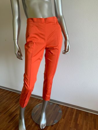 AKRIS: Lässige Hose in trendigem Orange, 36