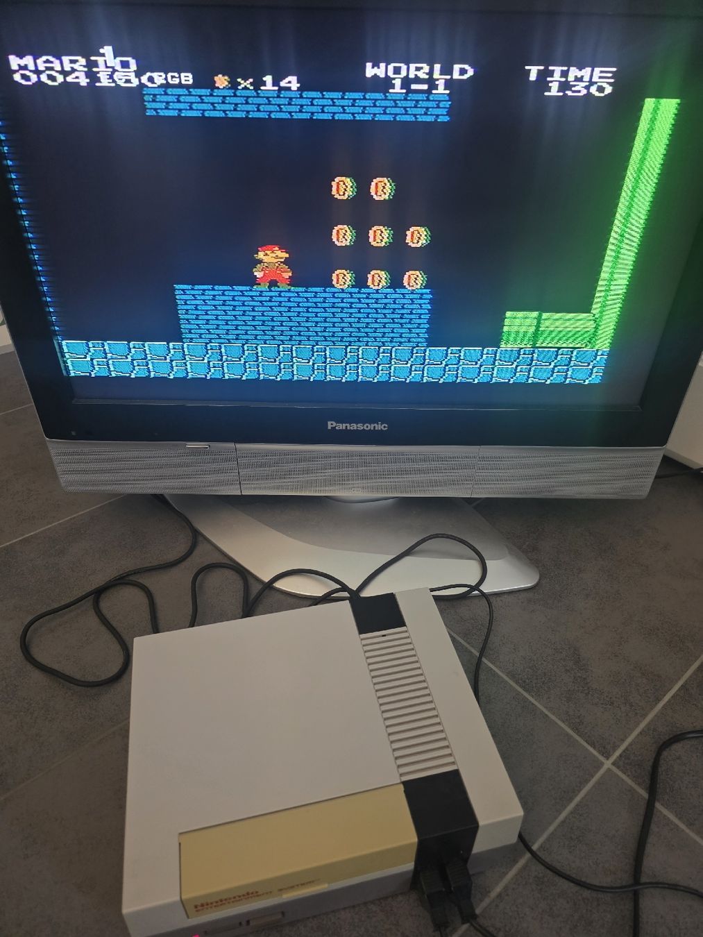 Nintendo Console: NES avec un jeu – Usato da Chavornay venduto da Crash37 1