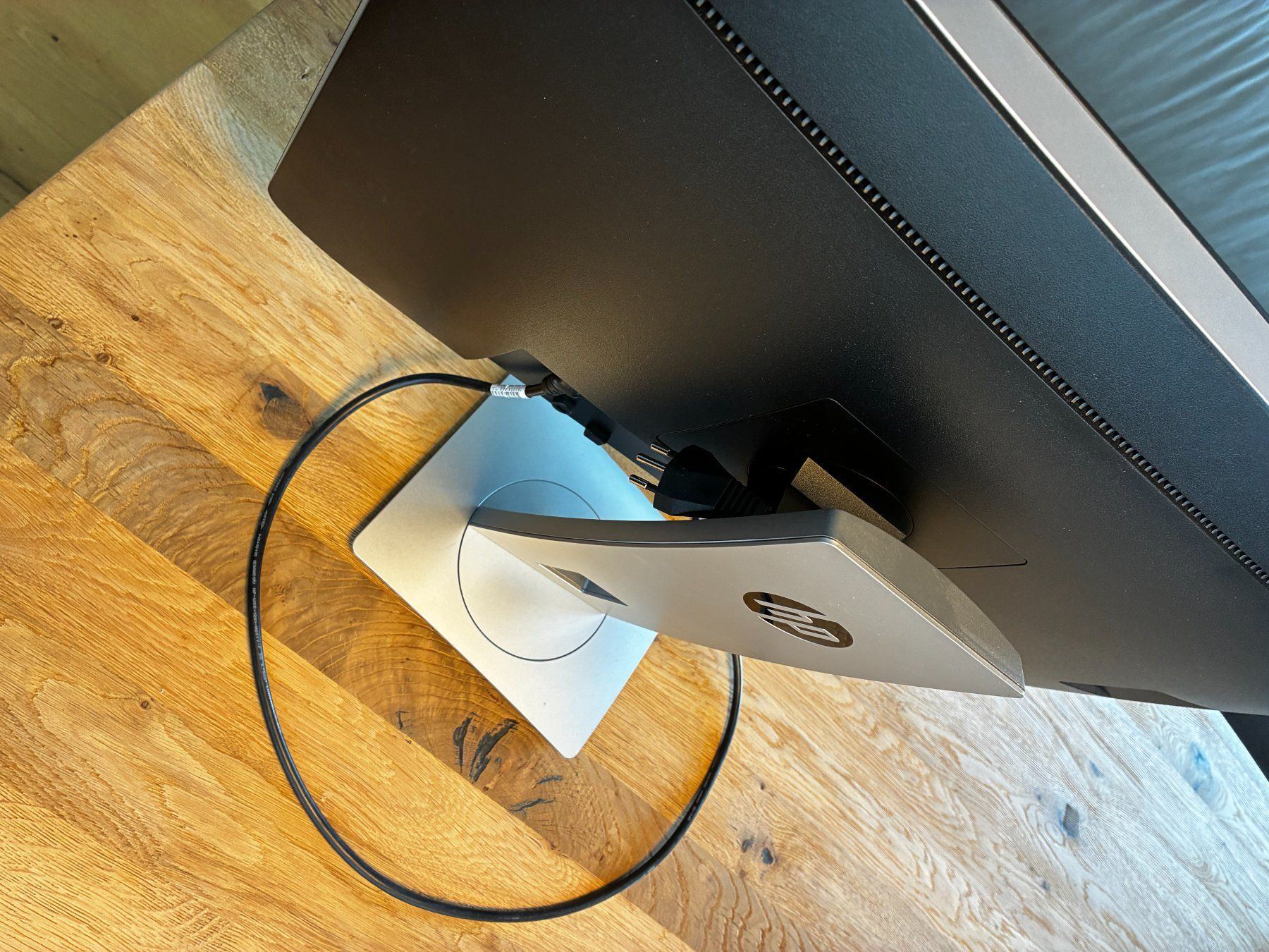 Monitor: Monitor HP EliteDisplay schwarz – Usato da Wil SG venduto da alexdieter 1