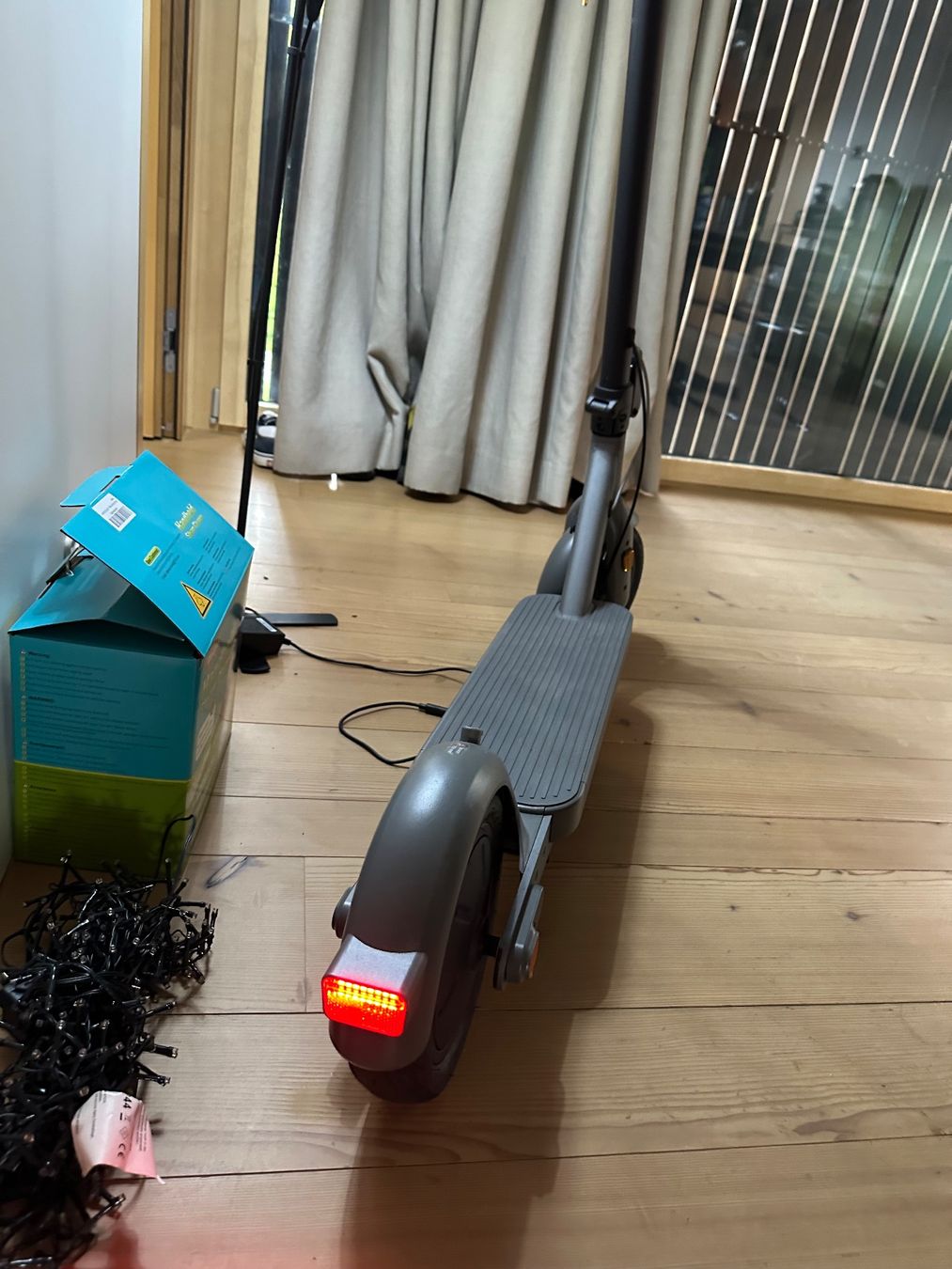 Kickboard: Landi E-Scooter + Accessories – Neu (gemäss Beschreibung) aus Oberägeri von aka_skz8 2