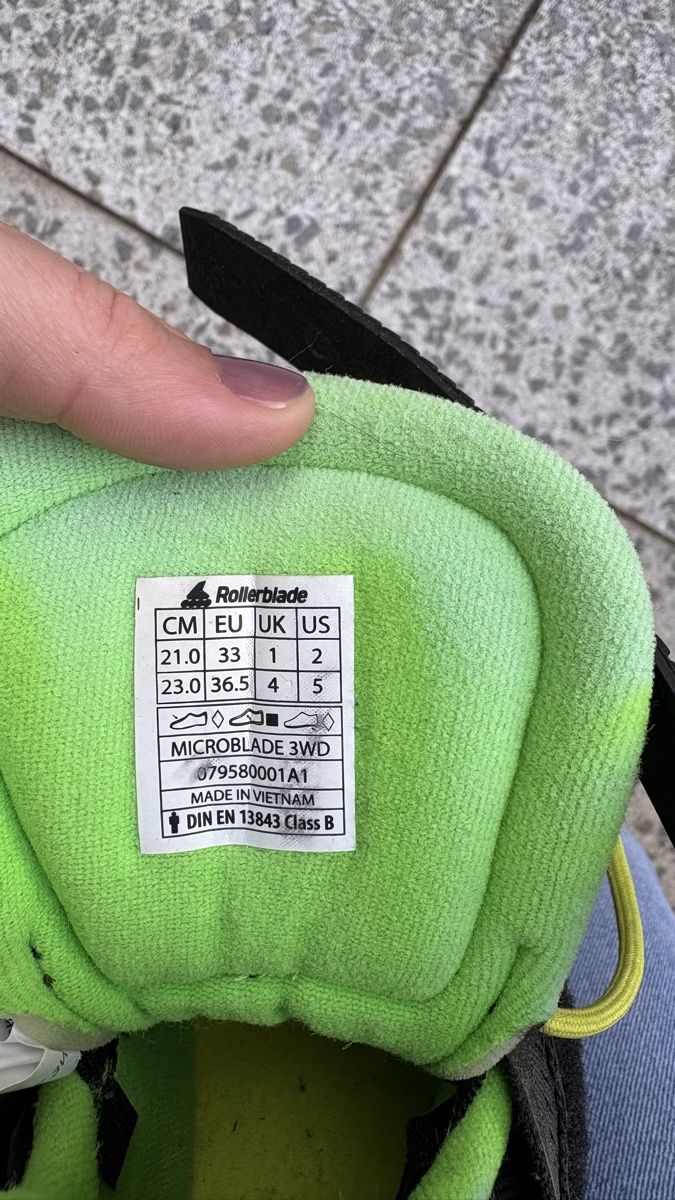 Pattini in linea & Pattini a rotelle: Rollerblade Kinder gr 33-36.5 – Usato da Aesch BL venduto da Spanningtree 4