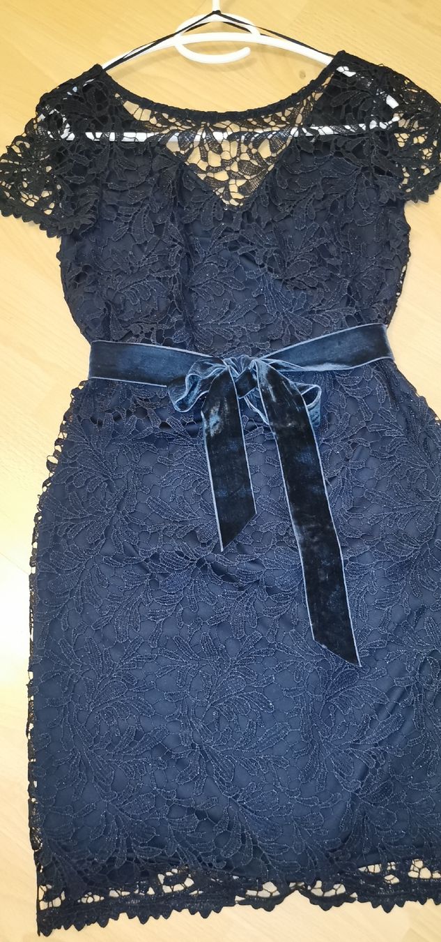 Vestiti: Festliche Kleid Gr M – Usato da Winterthur venduto da Katyakaterina