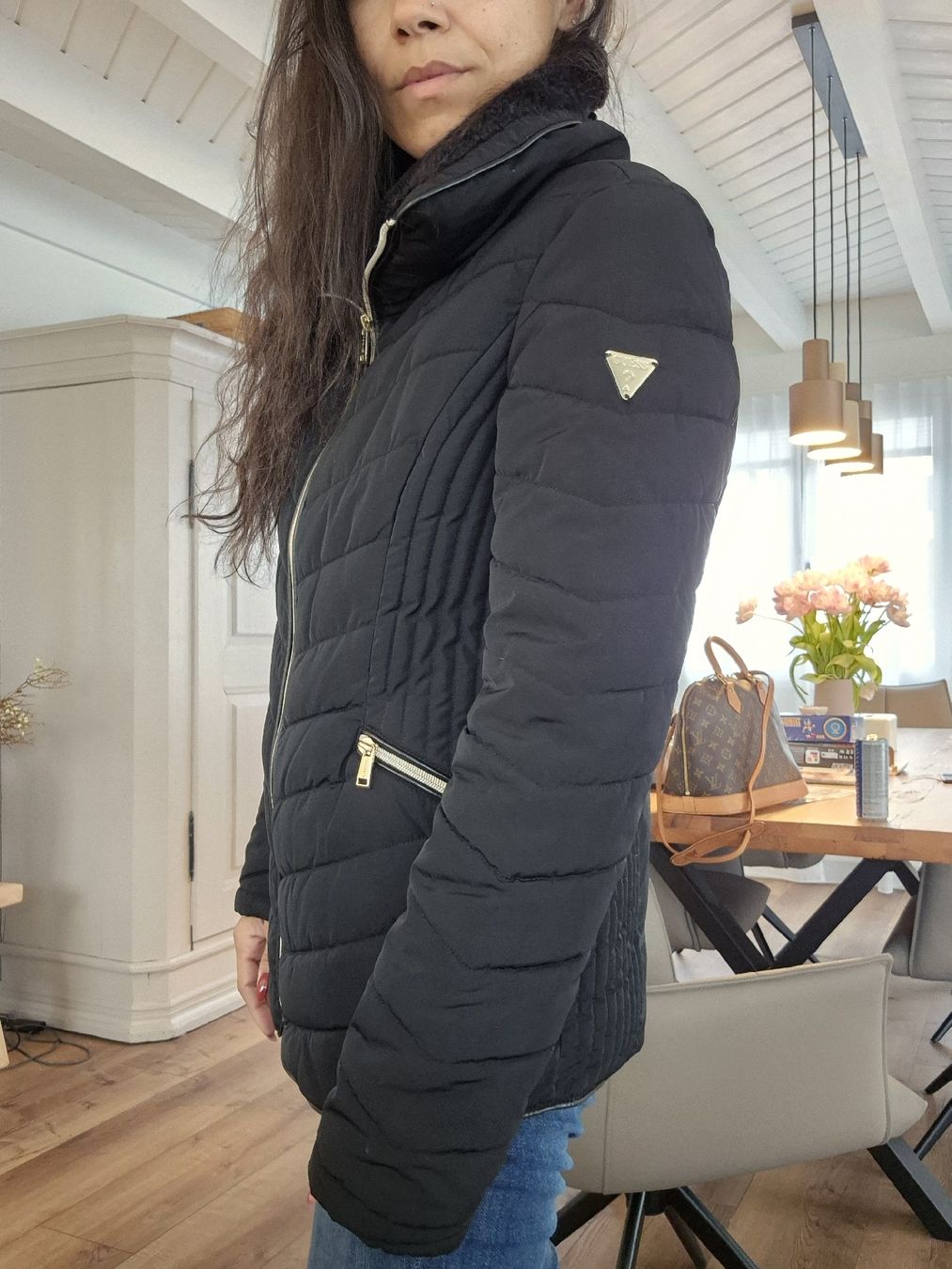 Guess Giacche: GUESS Winterjacke – Usato da Weisslingen venduto da Airgate 7