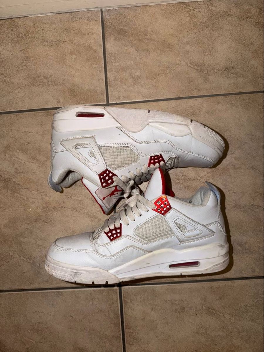 Herrenschuhe: Jordan 4  – Gebraucht aus Neuenegg von dkfan1