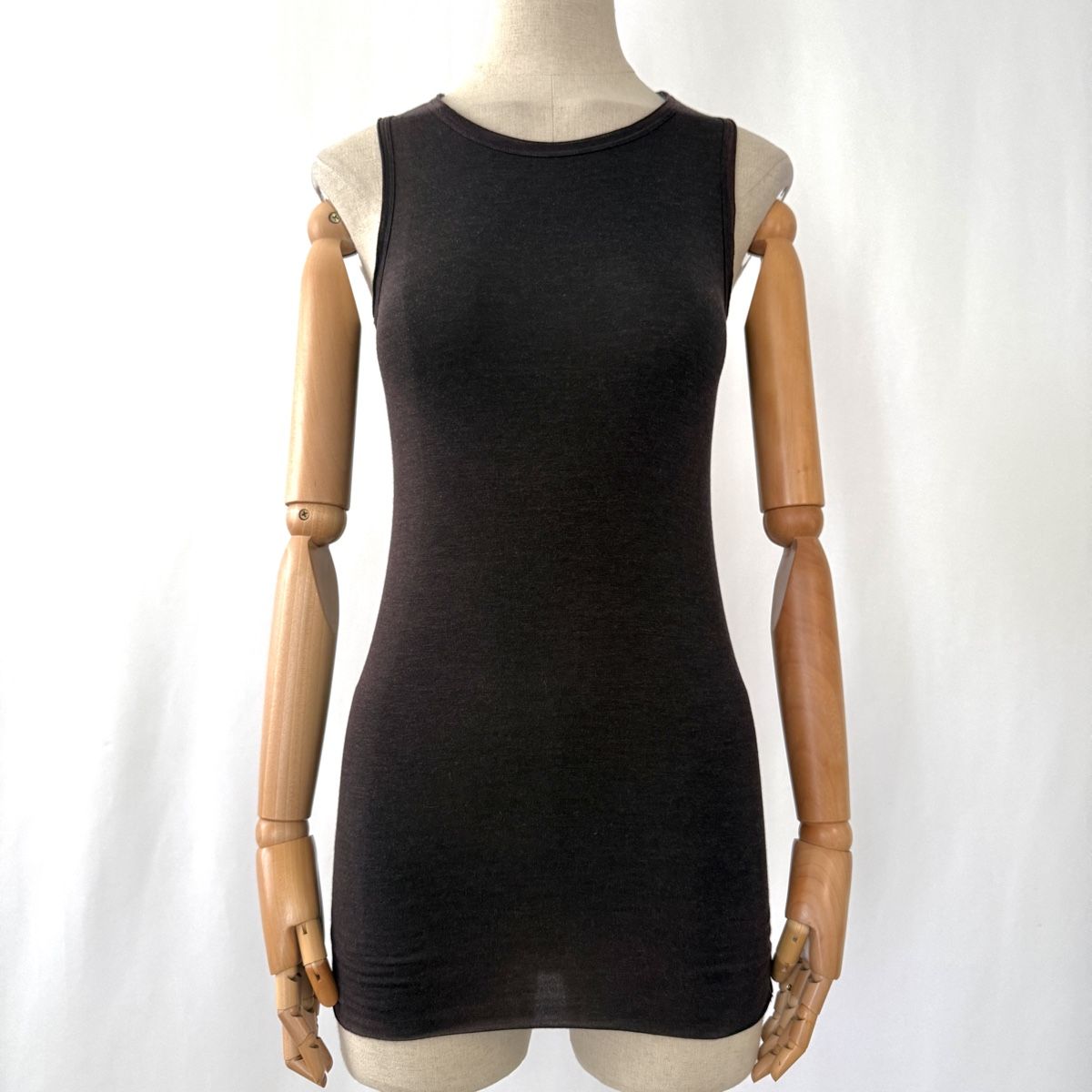 Top: AVANT TOI Top – Nuovo (secondo la descrizione) da Freienbach venduto da Avviivva_Shop