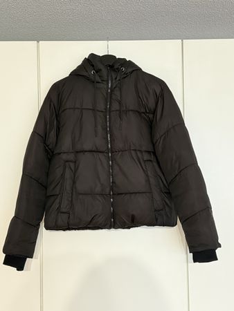 Schwarz Steppjacke mit Kapuze 