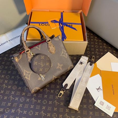 Sac Louis Vuitton Neo Noé MM Monogram neuf 2023