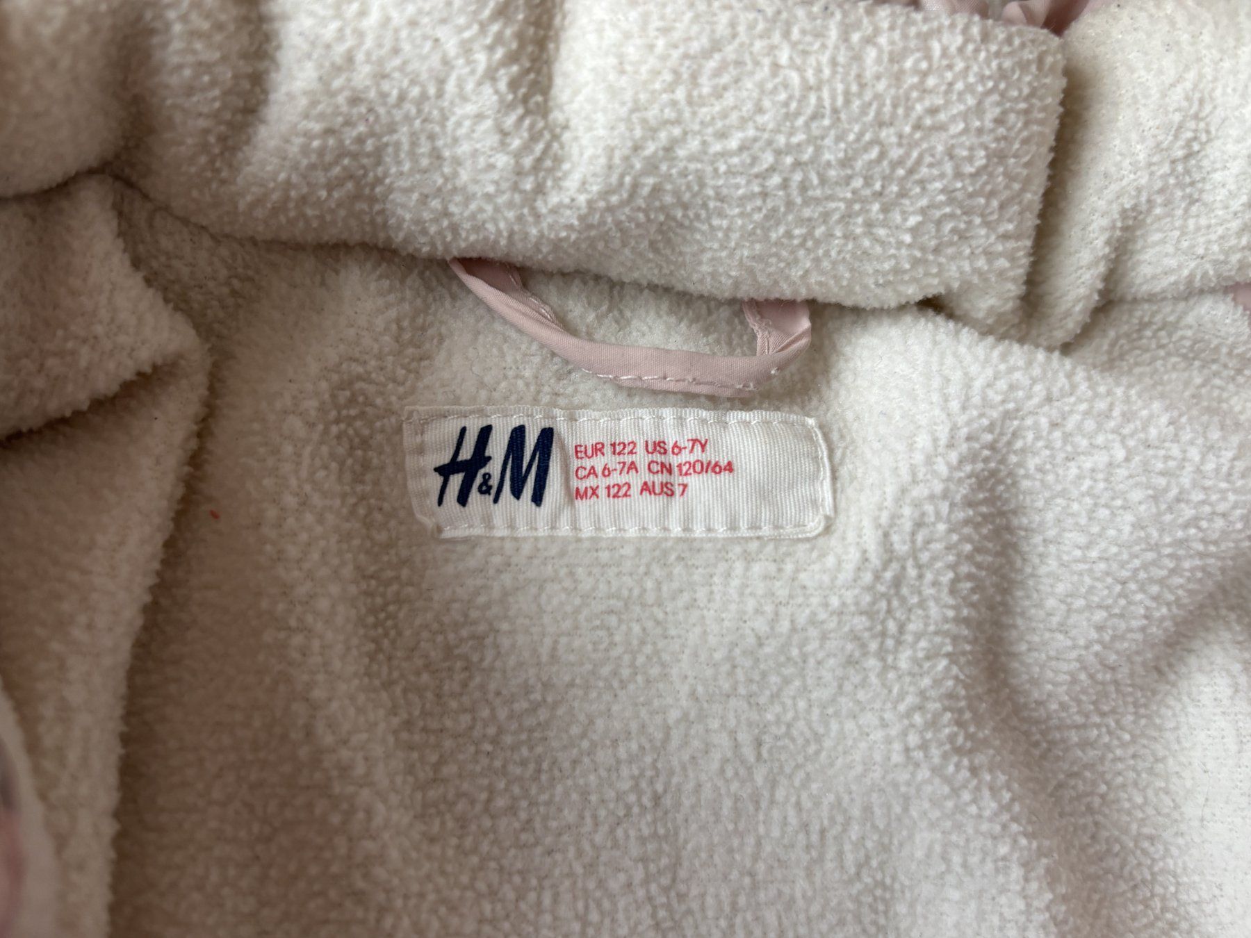 H&M Giacche & Cappotti: Winterjacke Grösse 122 (6 bis 7Y) – Usato da Meilen venduto da ruetiker 2
