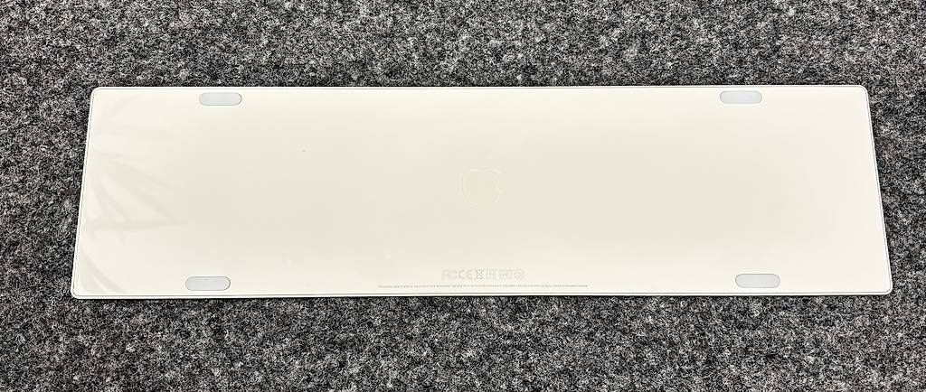 Apple Tastiere: Apple Tastatur mit Ziffernblock – Nuovo (secondo la descrizione) da Zuckenriet venduto da MEi74 1