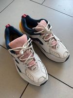 Nike Turnschuhe - Gr. 42