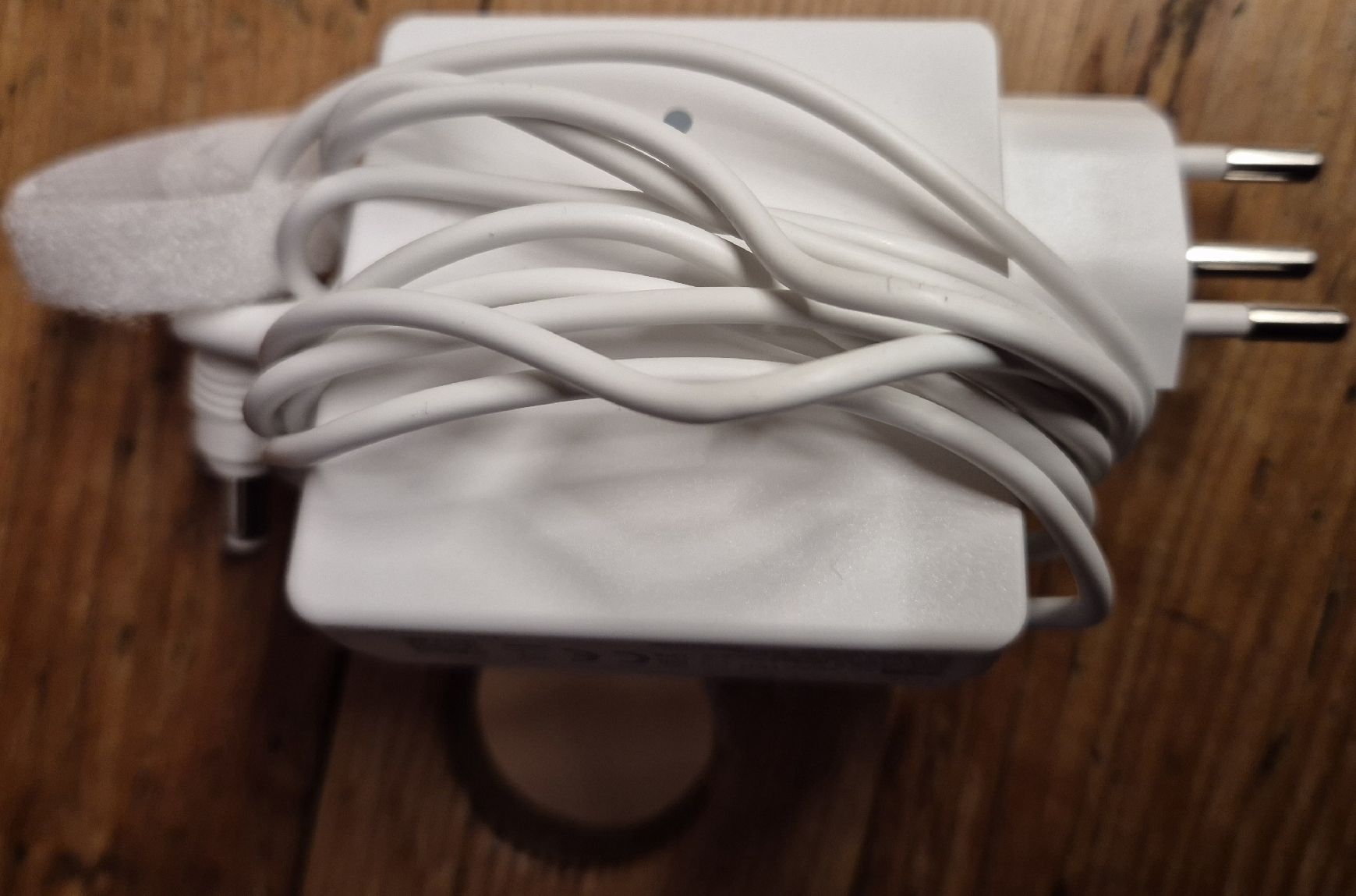 Caricabatterie: Original Internet-Box Stromadapter, Neuwertig! – Usato da Halten venduto da GiMu.84 5