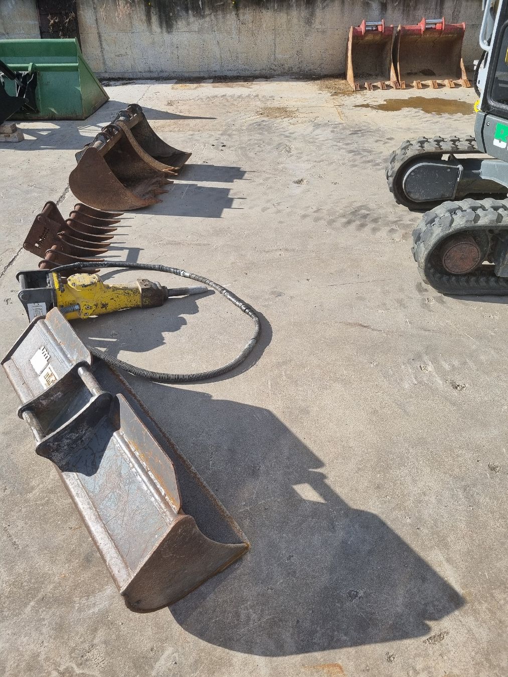 Wacker Neuson Bagger: Bagger Wacker Neuson ET 24 – Gebraucht aus Bözen von cat308ccr 9