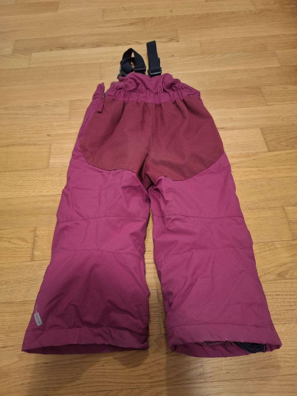 Helly Hansen Hosen: Gebrauchte Helly Hansen Skihose Mädchen, Grösse 92 – Gebraucht aus Hausen am Albis von cheeeck 1