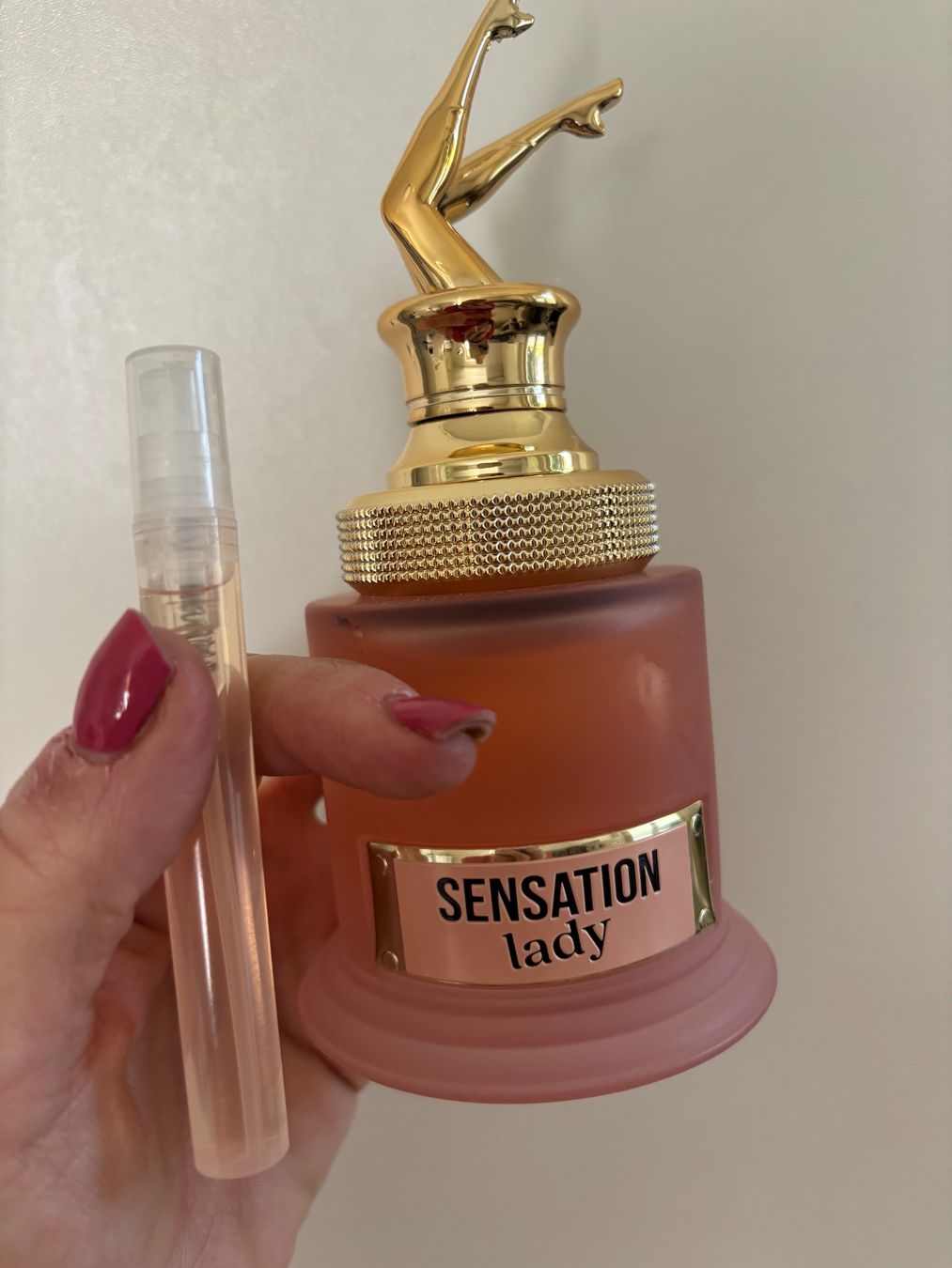 Profumi & Eau de Toilette: Emper Sensation Lady Eau de Parfum 5ml. Abfüllung – Usato da Zürich venduto da deruja