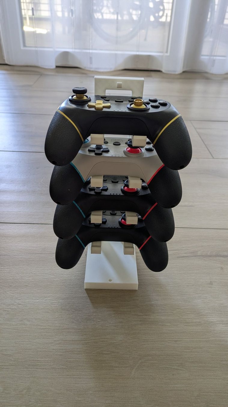 Console: Controller Ständer für PS, Xbox, oder Nintendo - weiss – Nuovo e nell'imballaggio originale da Staufen venduto da Fleby84 1