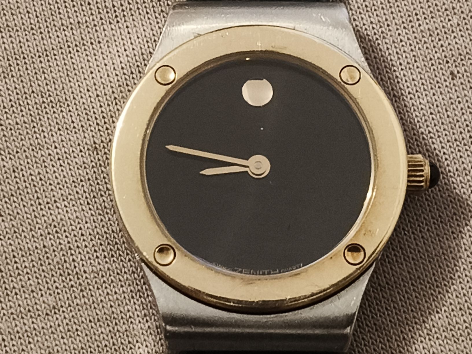 Zenith Orologi: Zenith Damen Quarzuhr läuft einwandfrei – Usato da Glattbrugg venduto da tarnkappenbomber