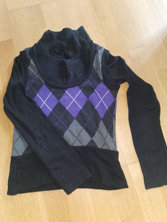 Schwarzer dünner Pulli, Gr. XS