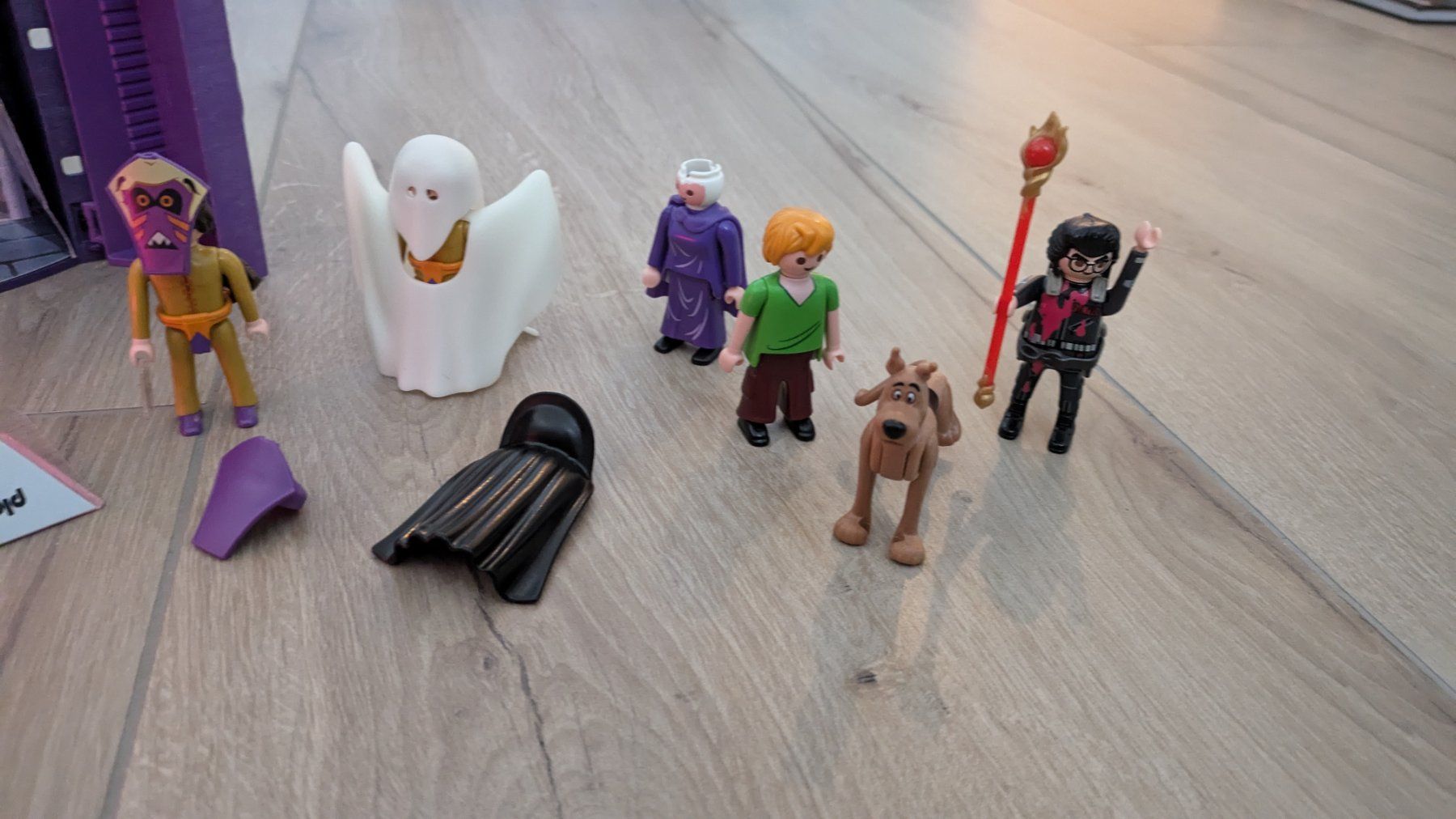 Playmobil Giocattoli: Playmobil Grusel Set - Scooby Doo / Ghostbuster Leuchtgeist – Usato da Staufen venduto da Fleby84 2