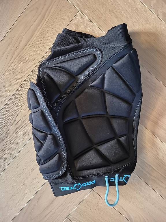 Protezioni & Imbottiture: Crashpants Damen für MTB – Usato da Frauenfeld venduto da Angie25 1