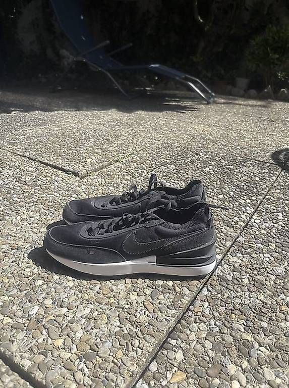 Scarpe da uomo: Nike Waffle One Noir/ Blanc taille  – Usato da Montreux venduto da Polett