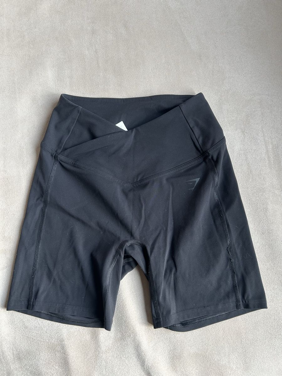 Gymshark Leggings: Gymshark short – Usato da Herrliberg venduto da sof_rk7l