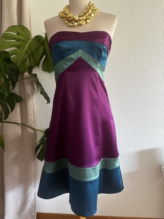 Robe bustier en satin  Coast taille 36 color block 