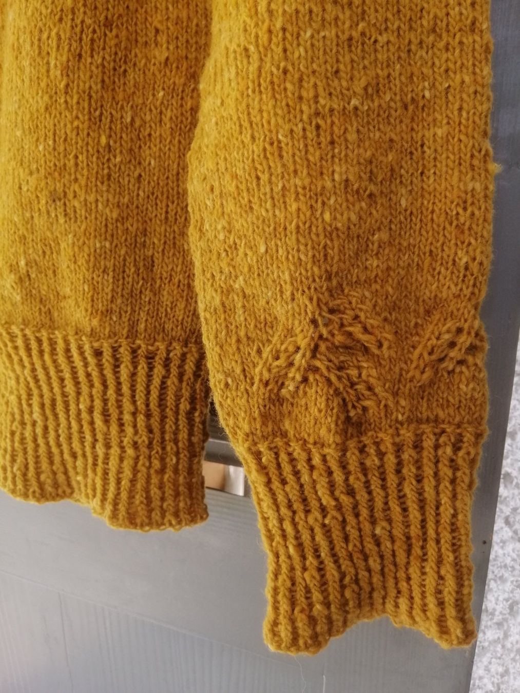 Maglioni & Felpe: Pulli Golden Assam  NEU – Nuovo (secondo la descrizione) da Langenthal venduto da Handstrick 5