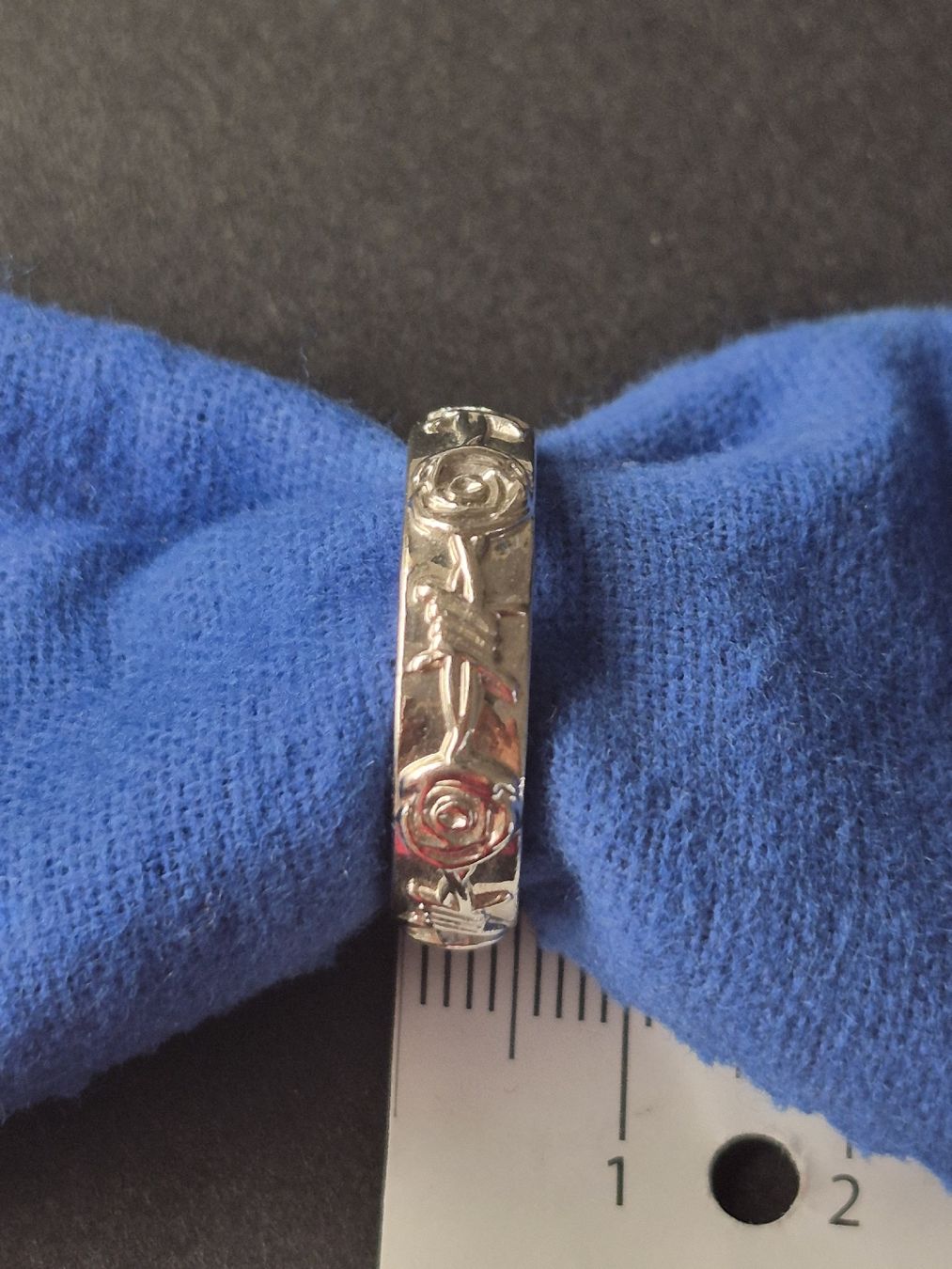 Ringe: Ring Rosenmuster Grösse 54. – Neu (gemäss Beschreibung) aus Bern von Rou_rsz5 9