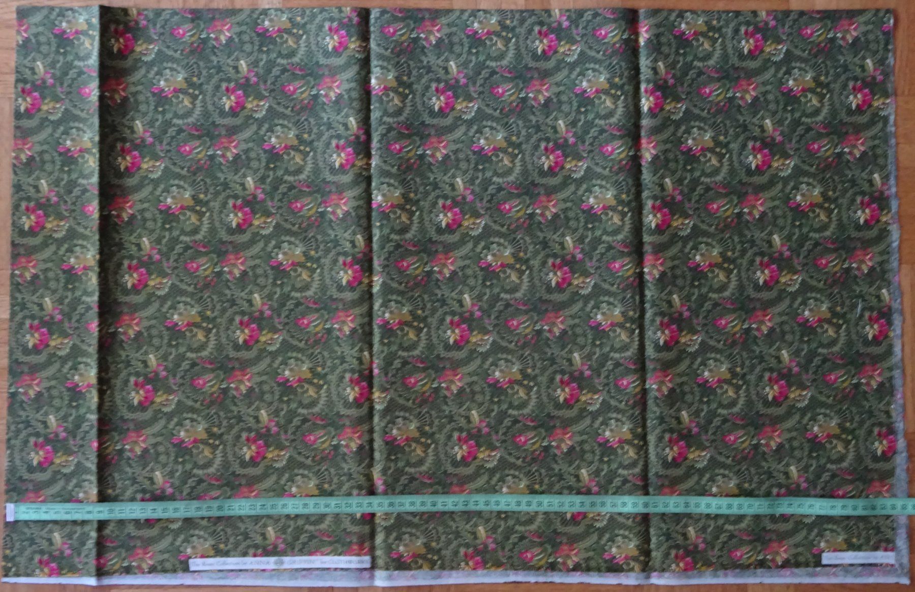Tessuti: Baumwollstoff für Patchwork 84 x 106cm – Nuovo (secondo la descrizione) da Bern venduto da Hero2.0 1