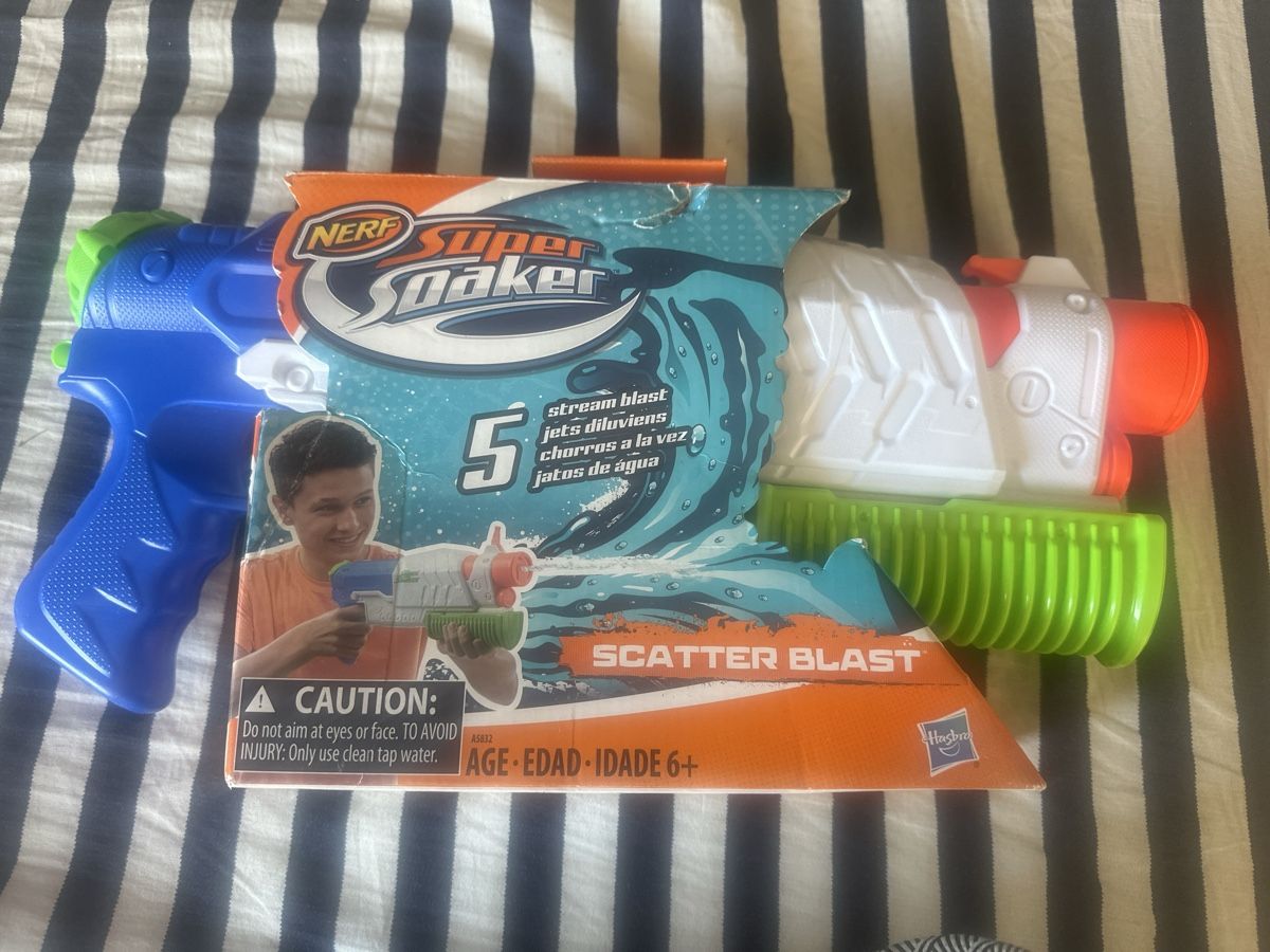 Nerf Jouets: Nerf Super Soaker Scatter Blast  – Neuf avec emballage d'origine à Bassersdorf par Ayumiyamaguchi