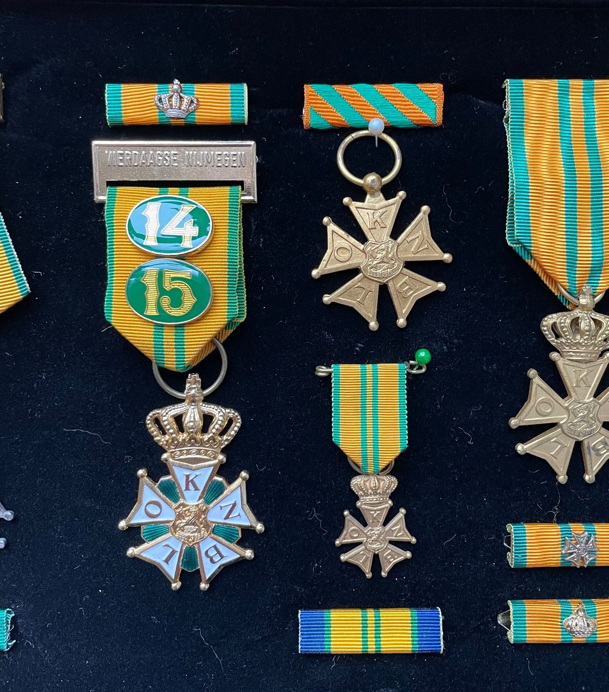 Medaglie: Nijmegen Orden und Ribbons – Usato da Basel venduto da OrdenMax 2