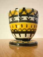 Handbemalter Keramik Eierbecher – Vintage
