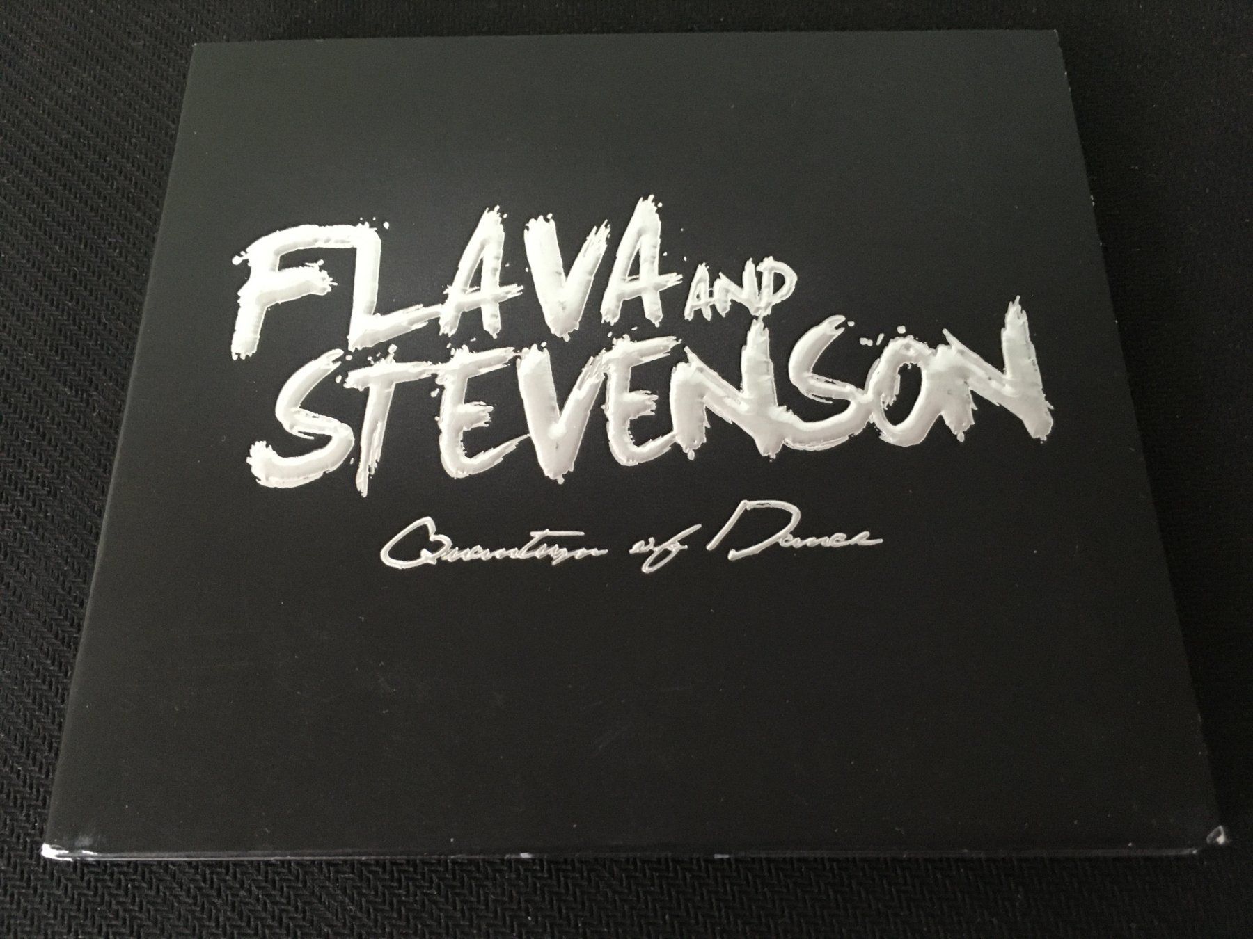 CD: Flavia and Stevenson - Quantum of Dance -CD- Digipack – Usato da St.Gallen venduto da MedienJoe