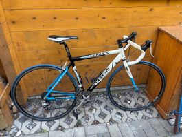 Vélo de route Genesis Corsa 3300 – Shimano Sora