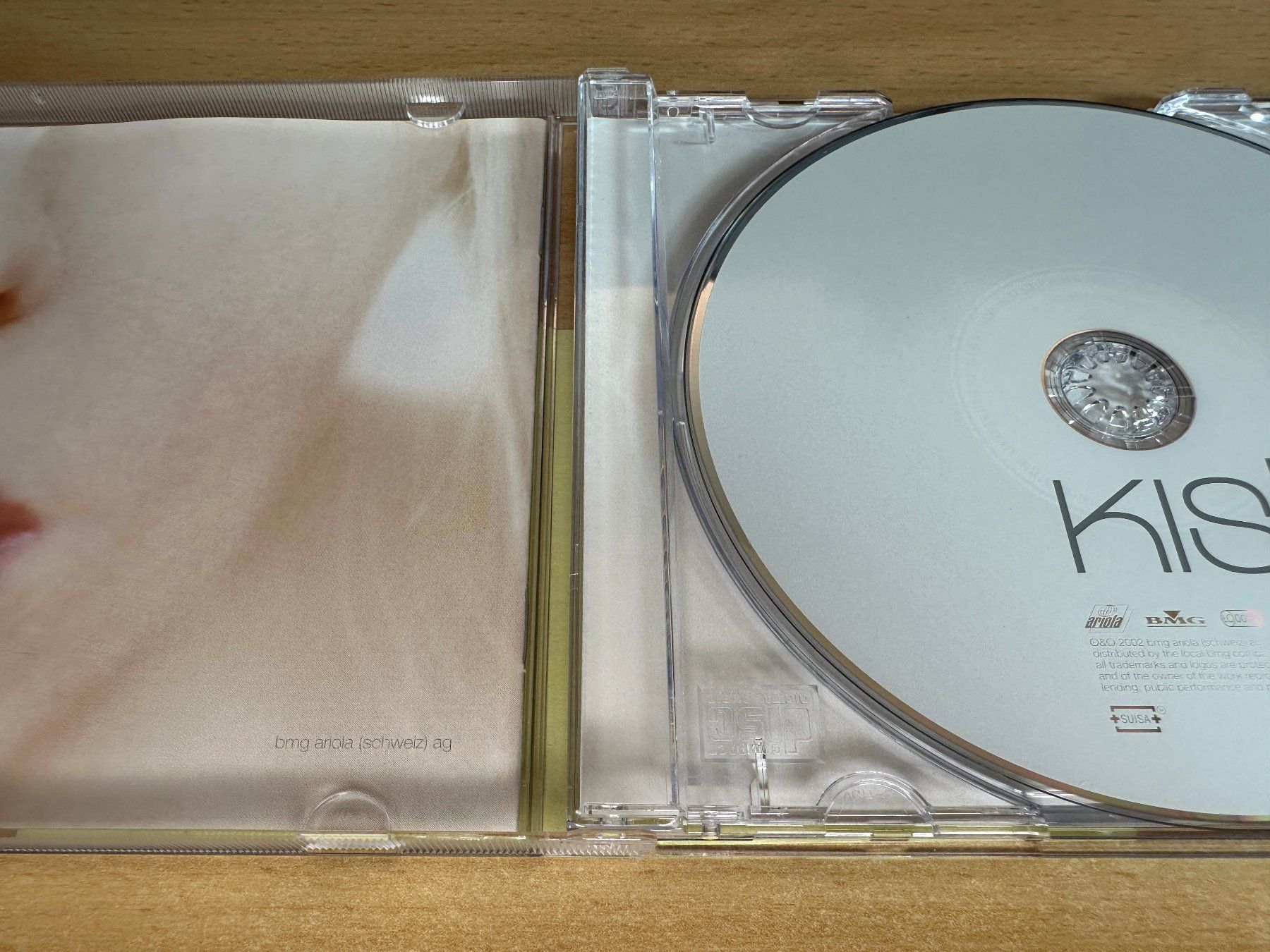 CD: Kisha – Crazy World – Usato da Rikon im Tösstal venduto da Alpenmutz 2