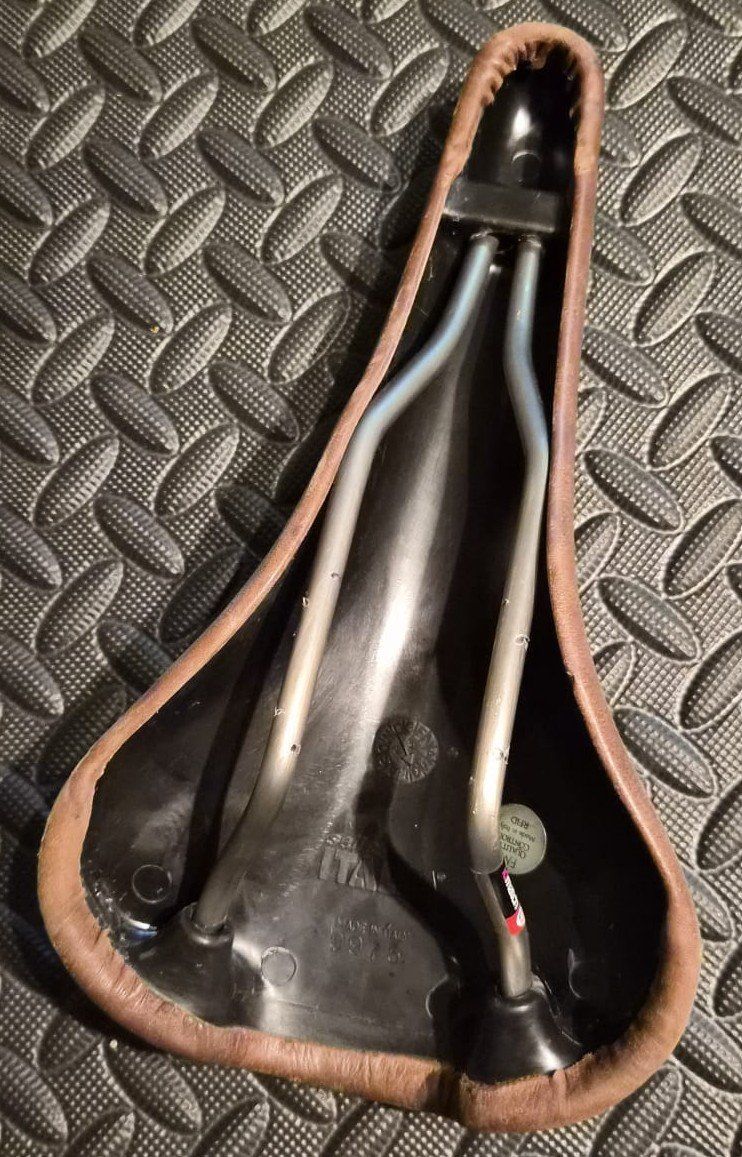 Selle Italia Pezzi di ricambio: Selle Italia Milano Turbo – Usato da Genève venduto da CRDNX 2