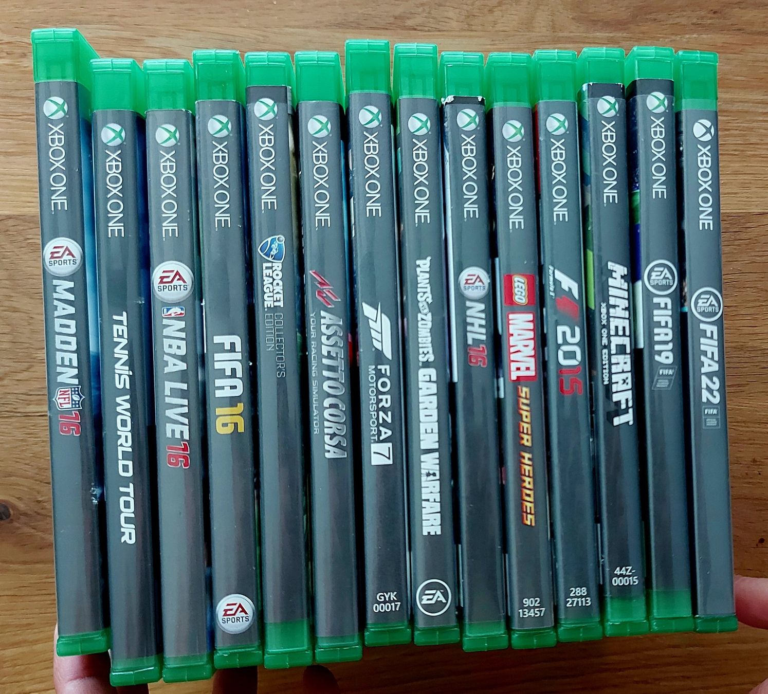 Spiele: 14 Spiele Xbox One – Gebraucht aus Ried-Brig von Pimlico