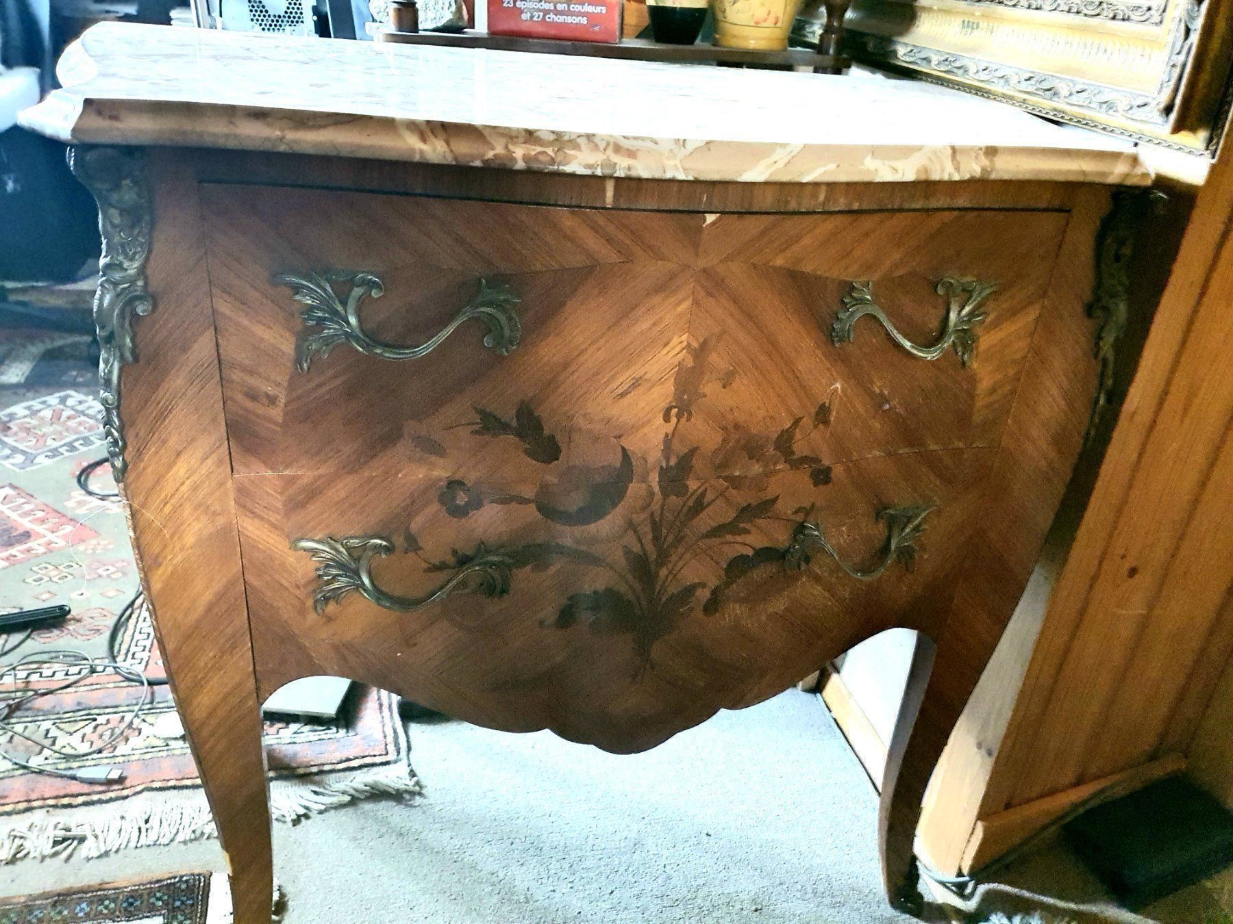 Cassettiere: Commode style Louis XV et marbre.rose – Usato da DUGNY (-Leytron) venduto da Rdeny 1
