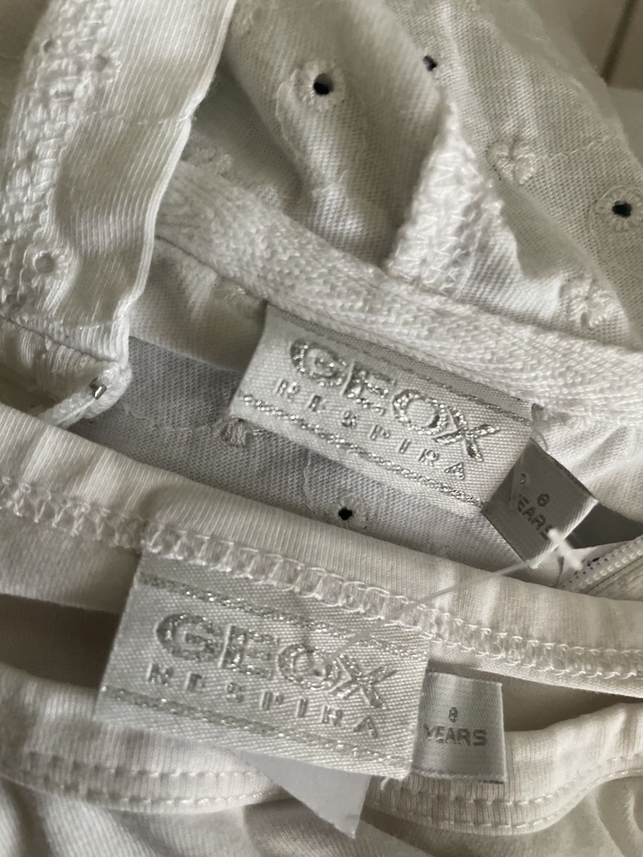Geox Giacche & Cappotti: Süsses Geox Jäckli+T-Shirt Gr.128 – Usato da Obergerlafingen venduto da cabo4 4