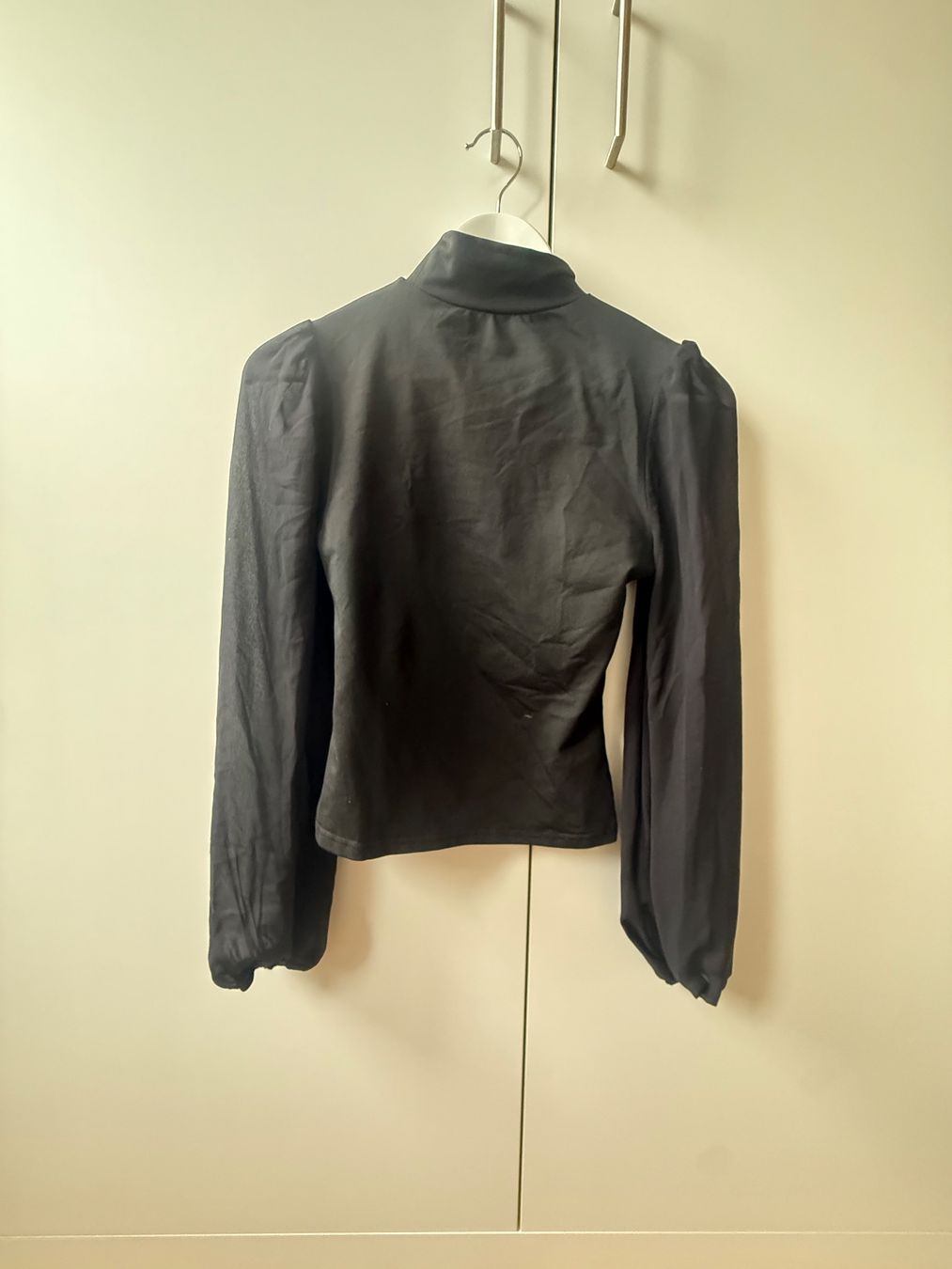 Blusen: Schwarze Bluse – Neu (gemäss Beschreibung) aus Goldach von jil_vnd8