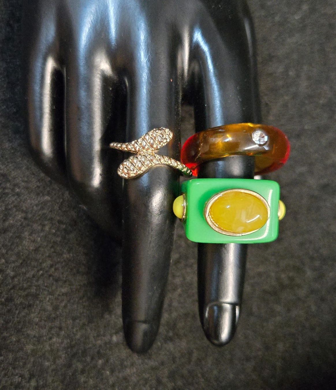 Anelli: 3 Bunte Ringe  Modeschmuck – Usato da Rheinsulz venduto da Dred