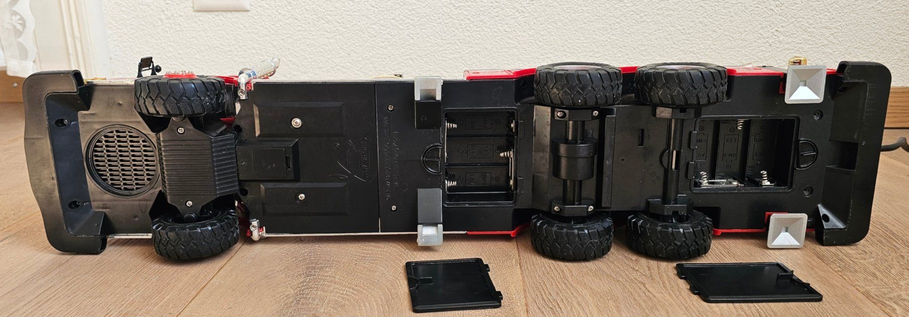 Modellautos: Feuerwehrauto Ferngesteuert über ein Kabel – Gebraucht aus Walenstadt von pedroju-1 3