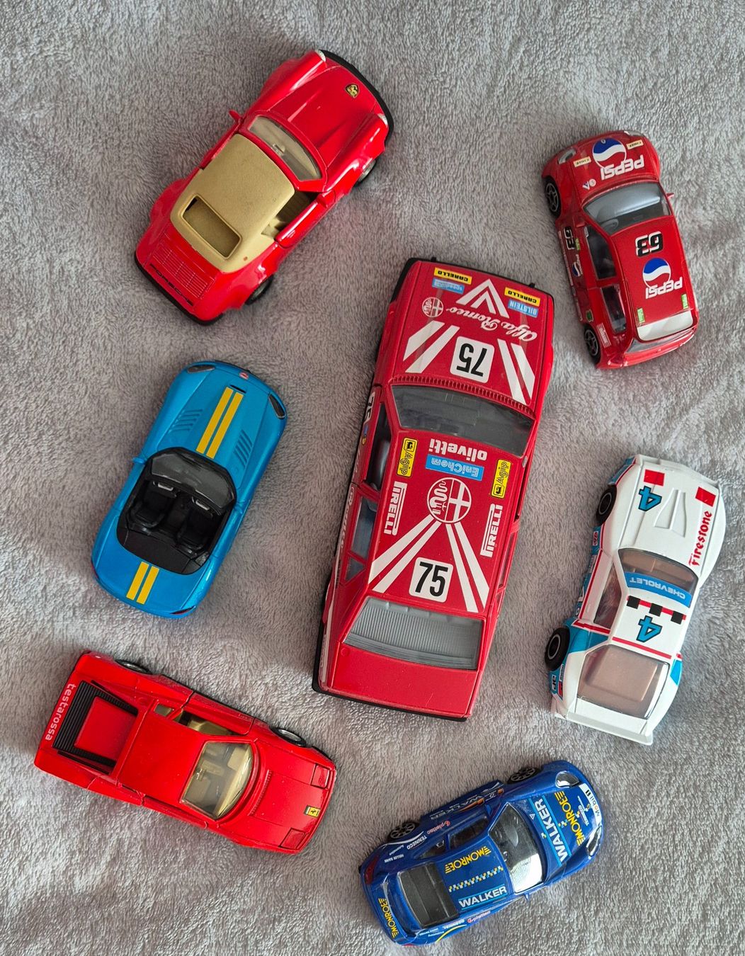 Jouets: Spielzeugautos diverse – D'occasion à Urtenen-Schönbühl par Blume.9294